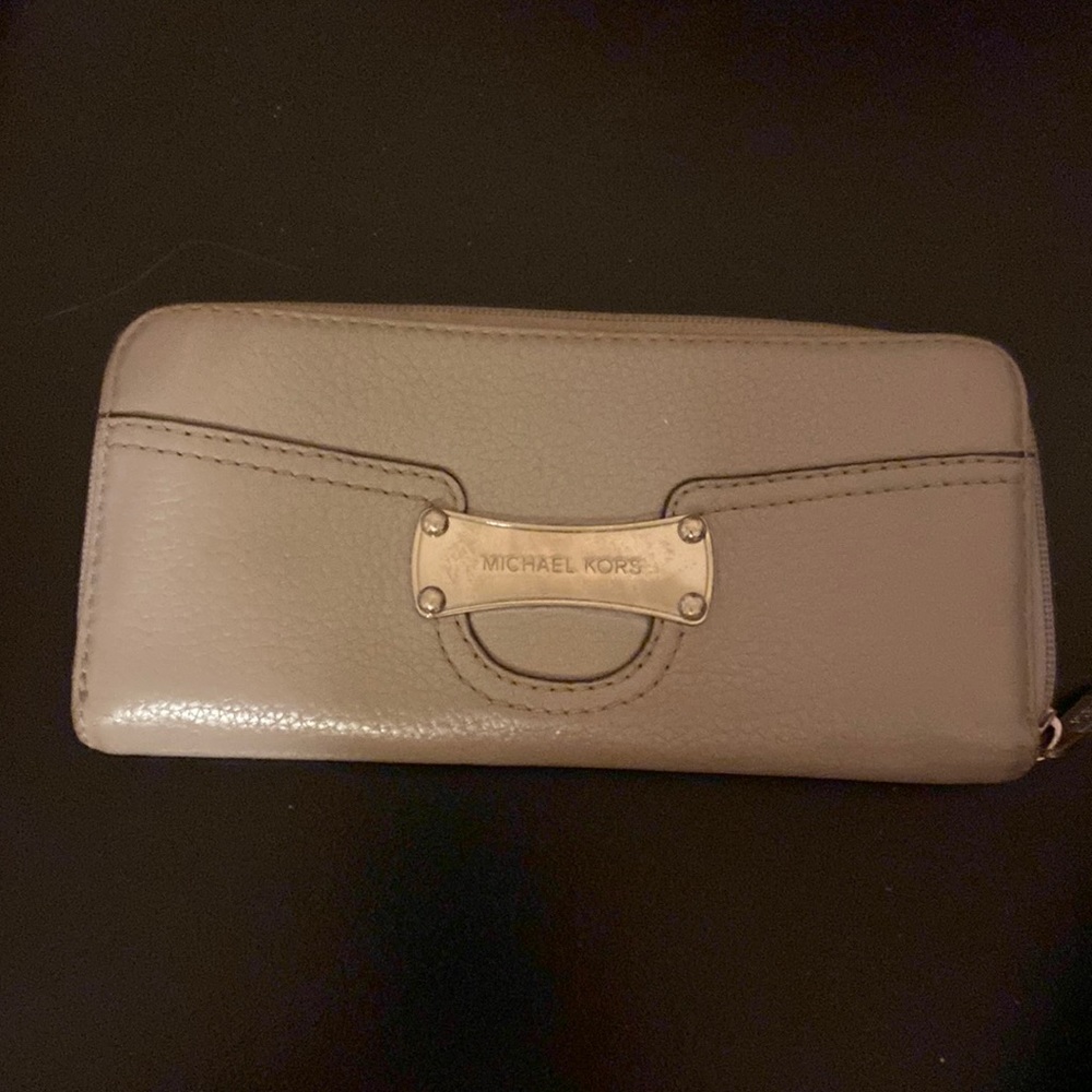 Michael Kors wallet